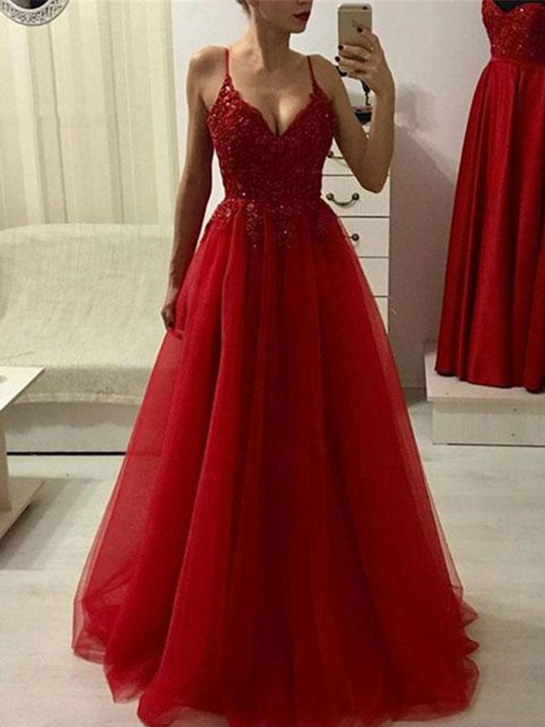 Vestidos de graduación de corte A/elegantes con tirantes finos, sin mangas, hasta el suelo, con apliques de tul.
