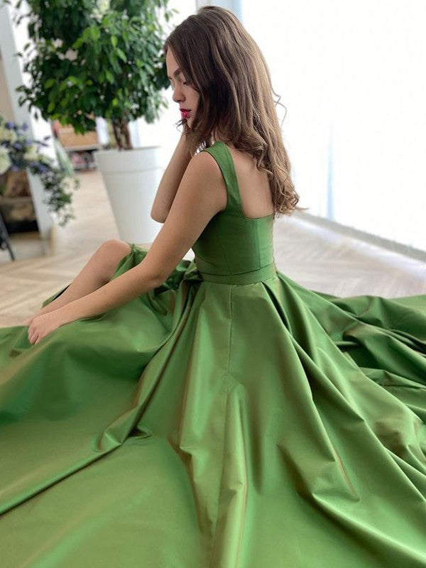 Vestidos de graduación de corte A/con tirantes elegantes, sin mangas, de satén con volantes