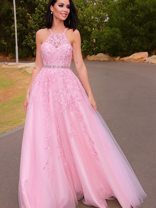 Vestidos de graduación de corte A/elegantes con apliques de tul, cuello halter, sin mangas y hasta el suelo