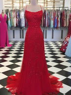 Vestidos de graduación sin mangas con tirantes finos, apliques de tul elegantes y corte en A