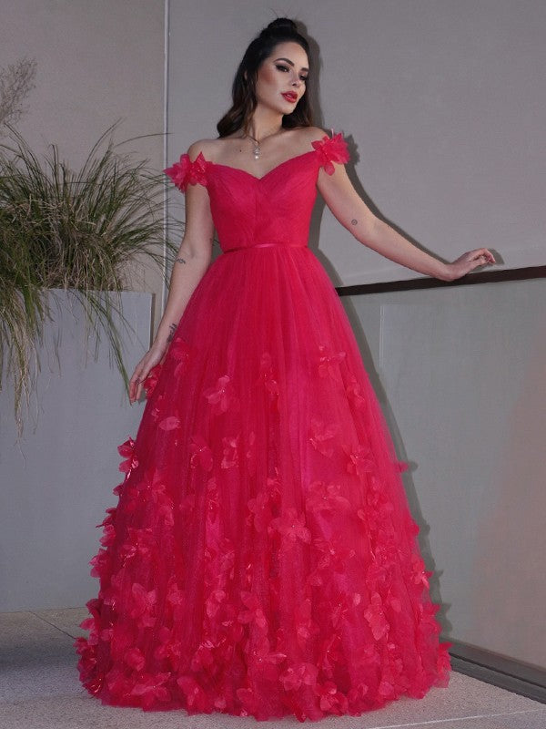 Vestidos de graduación de corte A/elegantes de tul con flores hechas a mano, sin mangas, con hombros descubiertos y largo hasta el suelo