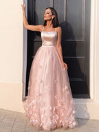 Vestidos de graduación sin mangas, corte en A, elegantes, de tul con tirantes florales hechos a mano y largo hasta el suelo.
