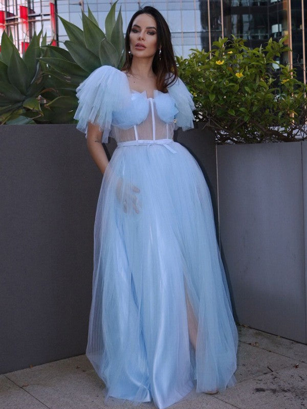 Vestidos de graduación largos hasta el suelo, corte en A, elegantes, con volantes de tul y mangas cortas cuadradas.