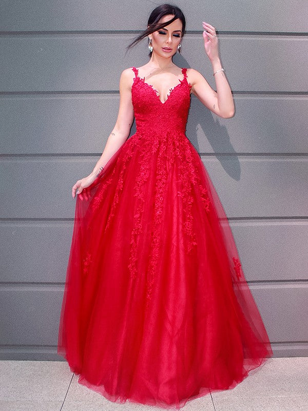 Vestidos de graduación elegantes de tul, corte en A, escote en V, largos hasta el suelo, con apliques y sin mangas.