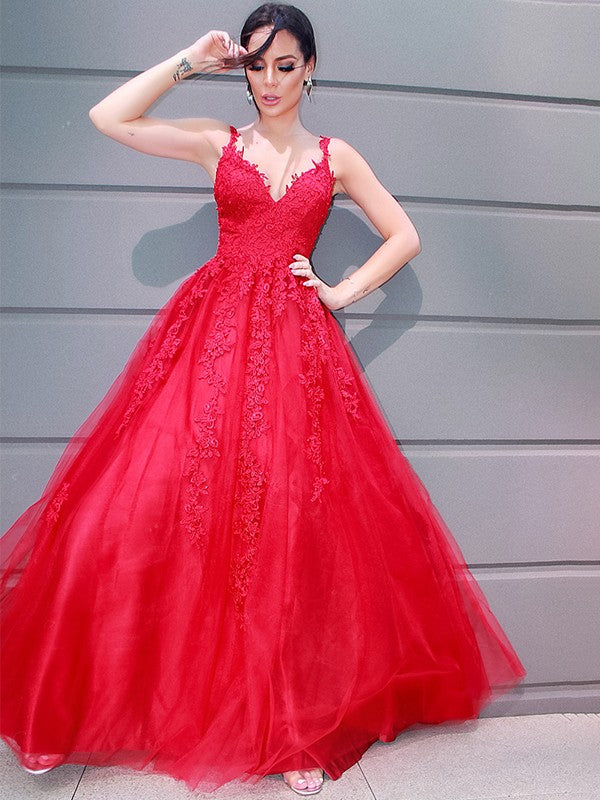 Vestidos de graduación elegantes de tul, corte en A, escote en V, largos hasta el suelo, con apliques y sin mangas.