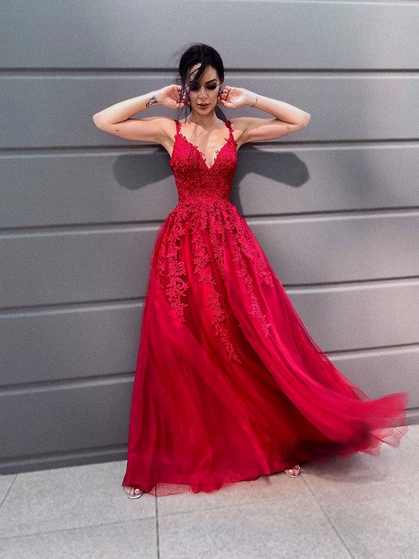 Vestidos de graduación elegantes de tul, corte en A, escote en V, largos hasta el suelo, con apliques y sin mangas.