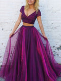 Vestidos de graduación de dos piezas de tul con cuentas, corte en A/elegante, escote en V, mangas cortas y largo hasta el suelo.