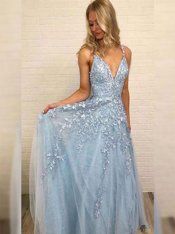 Vestidos de graduación de tul con apliques, sin mangas, corte en A/elegante, escote en V y largo hasta el suelo.