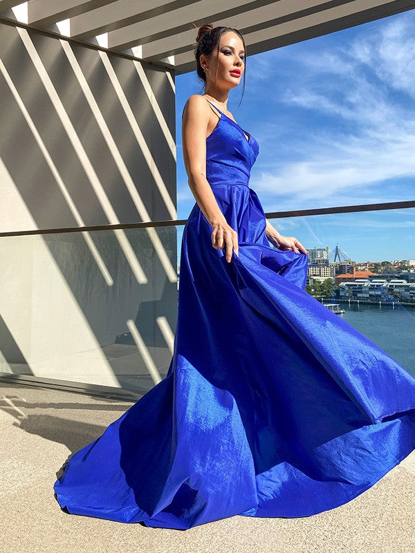 Vestidos de fiesta asimétricos sin mangas, corte en A/elegante, con escote en V, volantes y tafetán.