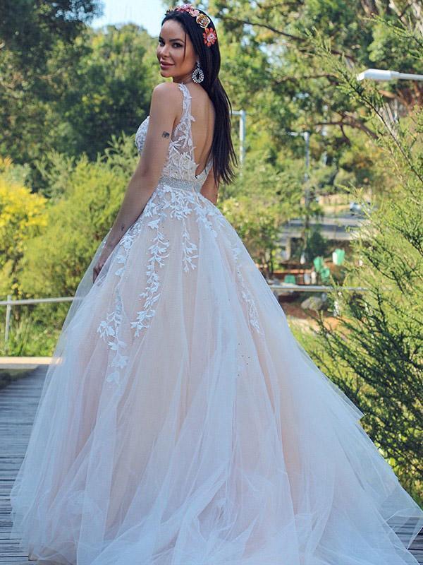 Vestidos de corte princesa/línea A con apliques de tul, sin mangas, escote en V y cola corta WD537