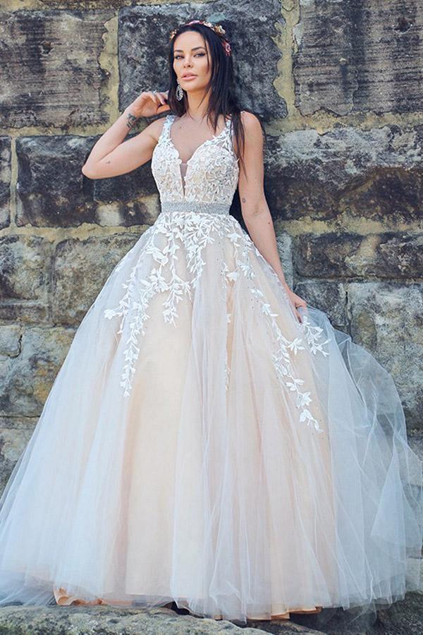 Vestidos de corte princesa/línea A con apliques de tul, sin mangas, escote en V y cola corta WD537