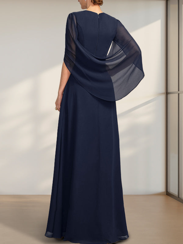 Robe de mère de la mariée en mousseline de soie, coupe trapèze, col en V, longueur au sol, avec plis.