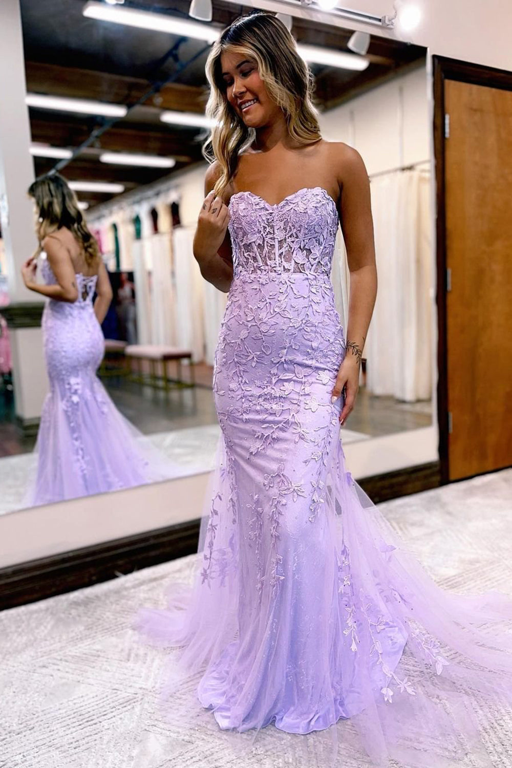 Purple Sweetheart Neck Mermaid Prom Dress With Appliques