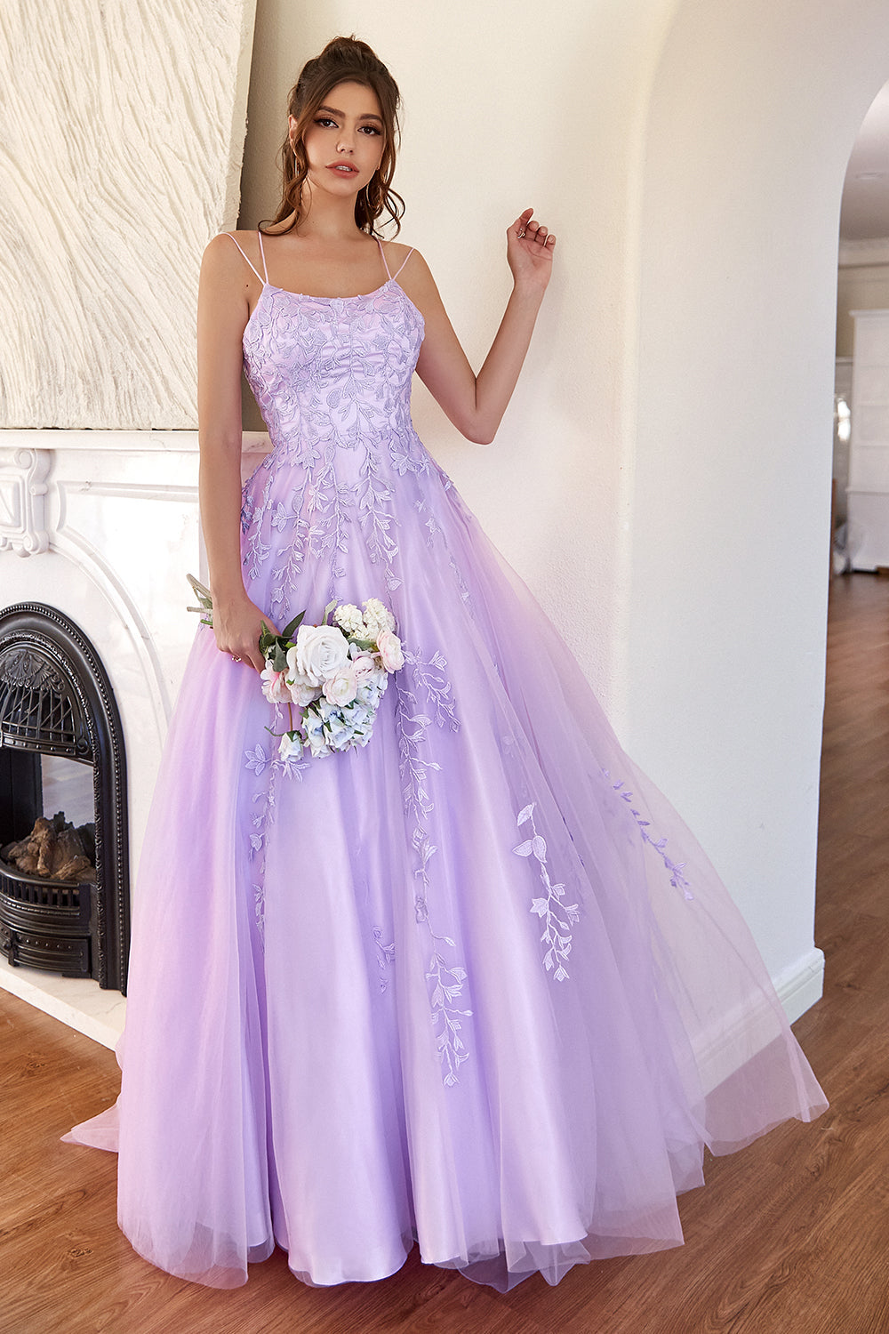 Robe de bal élégante lavande coupe trapèze