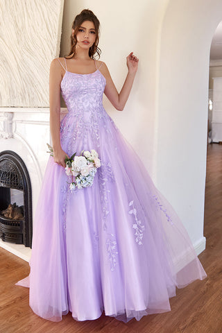 Elegante vestido de graduación corte A color lavanda