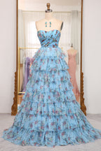 Charmante robe de bal longue bleue imprimée à épaules dénudées et à volants, coupe trapèze.
