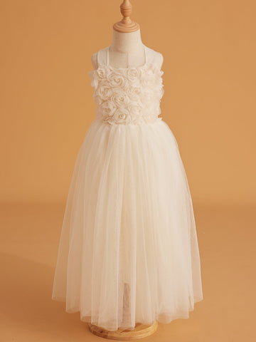 Vestido de bebé niña con lazo de tul y aplique floral en 3D de la colección Jardín Encantado 