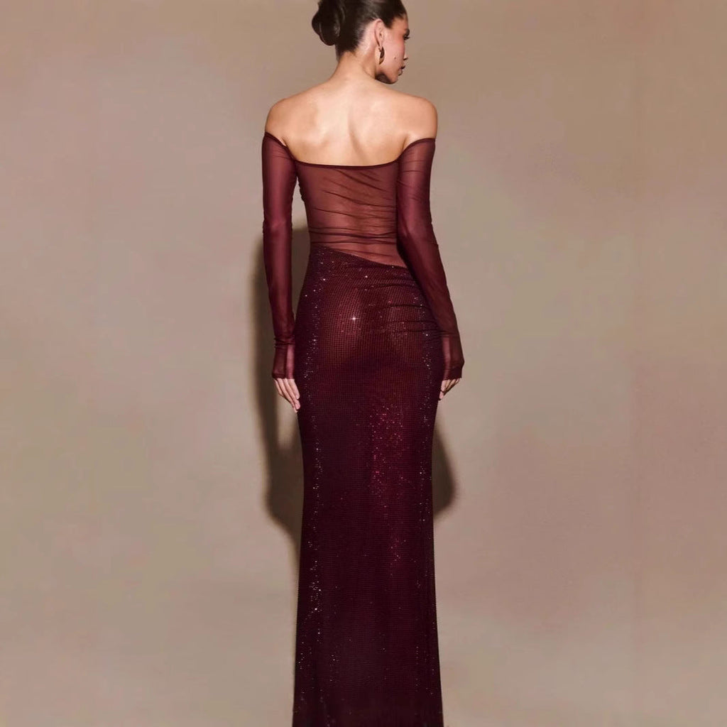 Robe de bal élégante à une épaule ornée de strass 
