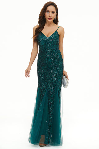 Vestido largo de fiesta negro con lentejuelas y tirantes finos