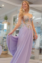 Vestidos largos de fiesta de gasa color lila con escote corazón y apliques