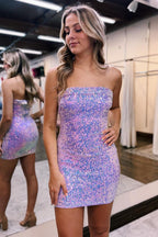 Robe de bal courte à paillettes violettes sans bretelles et fourreau