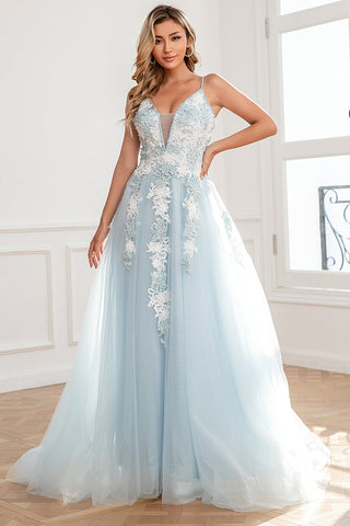 Robe de bal en tulle avec appliques légères