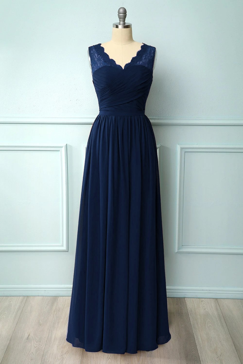 Robe de demoiselle d'honneur longue à col en V