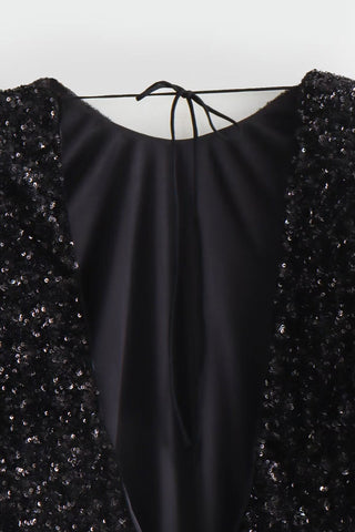 Elegantes vestidos de noche lisos con lentejuelas, espalda descubierta y cuello redondo 