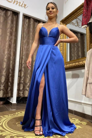 Robe de bal longue bleu roi à fines bretelles et fente