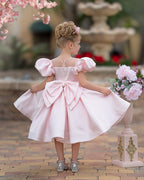 Vestido de princesa/vestido de princesa de satén hasta la rodilla para niña de las flores 