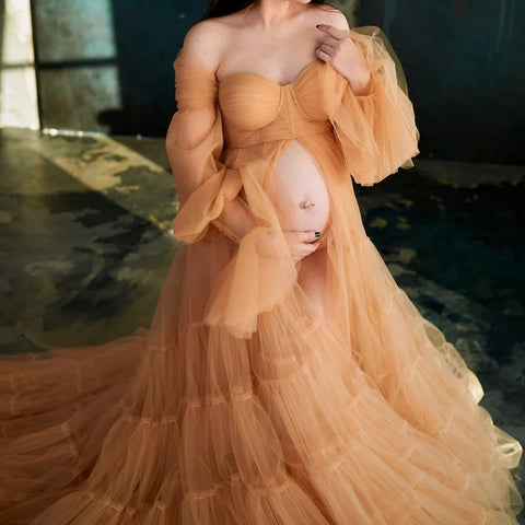 Immortalisez vos précieux moments avec une robe de séance photo de maternité – une coupe parfaite pour les femmes enceintes 