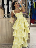 Alivia | Vestido largo de fiesta corte A con volantes escalonados en color amarillo pastel