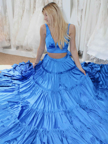 Aloe | Robe de bal deux pièces jaune en taffetas à volants, col en V et coupe trapèze | Aloe