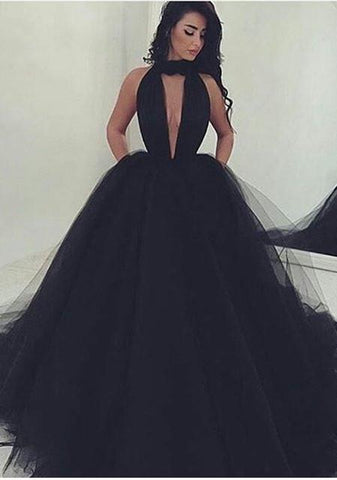 Magnifiques robes de bal noires en tulle à col en V