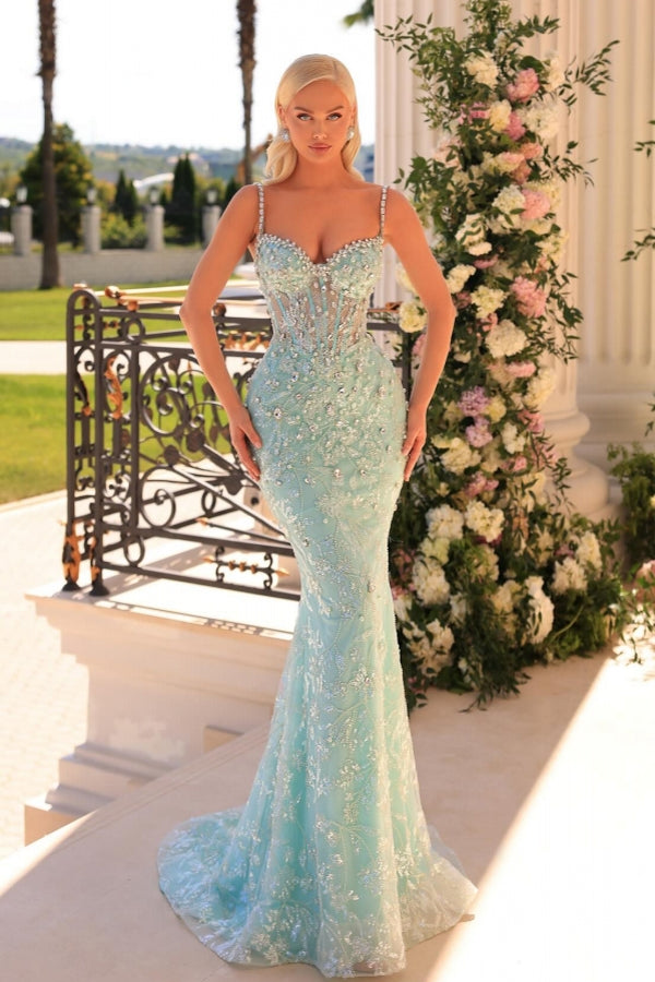 Impresionante vestido de fiesta largo de sirena con tirantes finos, encaje, cuentas y sin mangas
