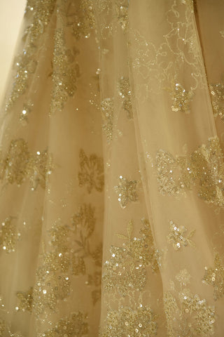 Impresionante vestido de novia de princesa con cordones, lentejuelas brillantes y tul color marfil 