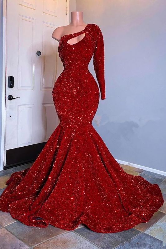Impresionante vestido de graduación rojo de manga larga, corte sirena y un solo hombro con lentejuelas