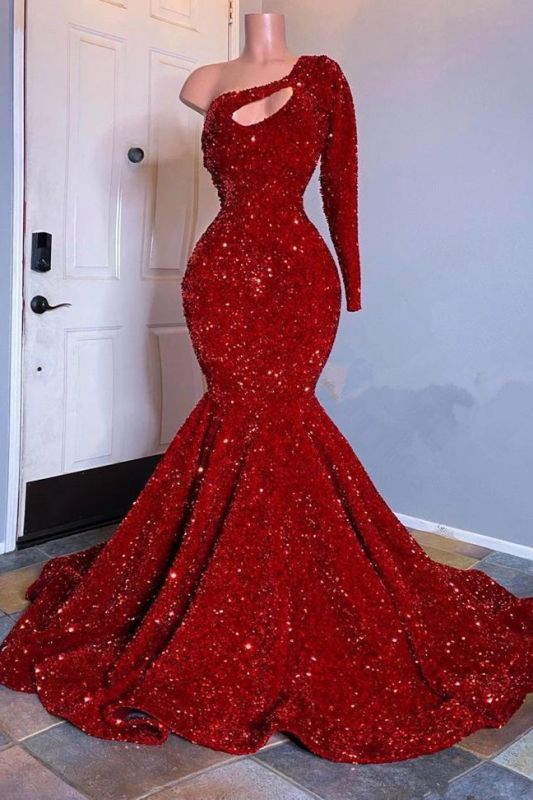 Impresionante vestido de graduación rojo de manga larga, corte sirena y un solo hombro con lentejuelas