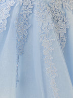 Vestido de fiesta de bienvenida de corte A con tirantes finos, encaje azul celeste y apliques