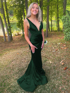 Anwea | Vestido de fiesta sirena azul satinado con escote pronunciado 