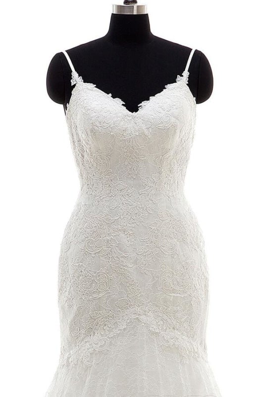 Vestidos de novia elegantes de sirena con tirantes finos y apliques 