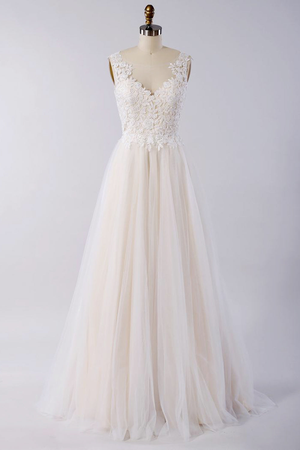 Impresionante vestido de novia largo de corte A con apliques, encaje, tul y espalda descubierta