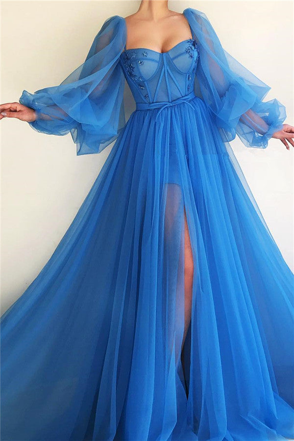 Magnifique robe de bal longue trapèze en tulle avec fente sur le devant et manches