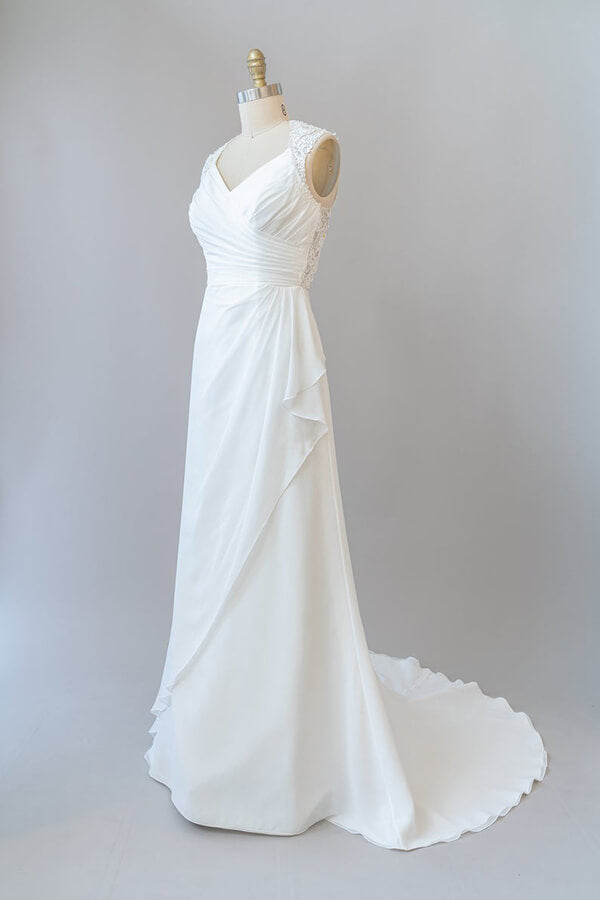Impresionante vestido de novia largo de corte sirena, encaje y gasa sin espalda