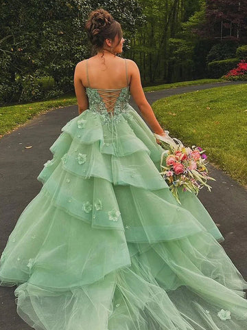 Azurena | Robe de bal longue en tulle vert sauge à décolleté cœur et appliques
