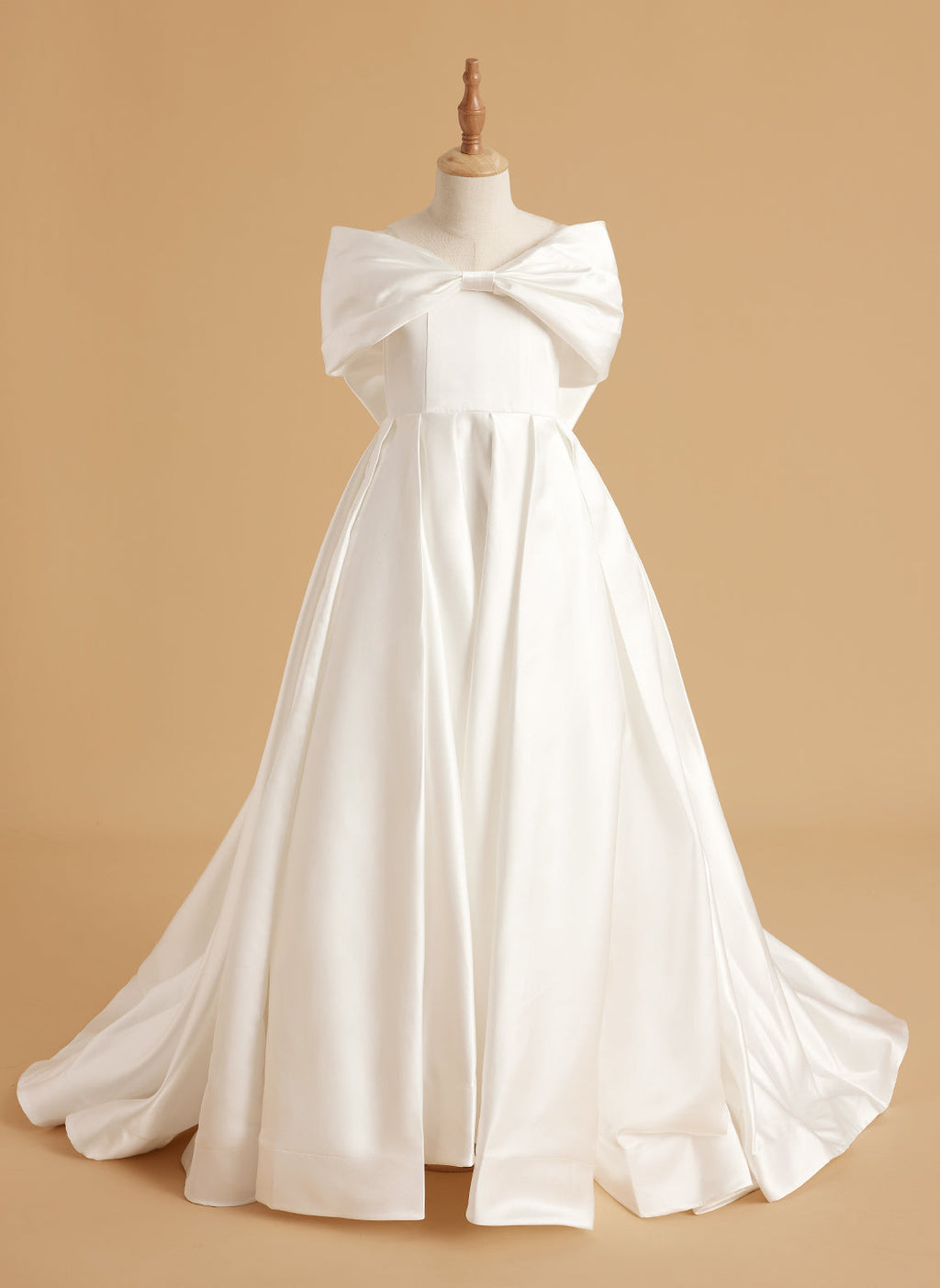 Elegante vestido de princesa de satén marfil con cola y lazo para niñas de las flores 