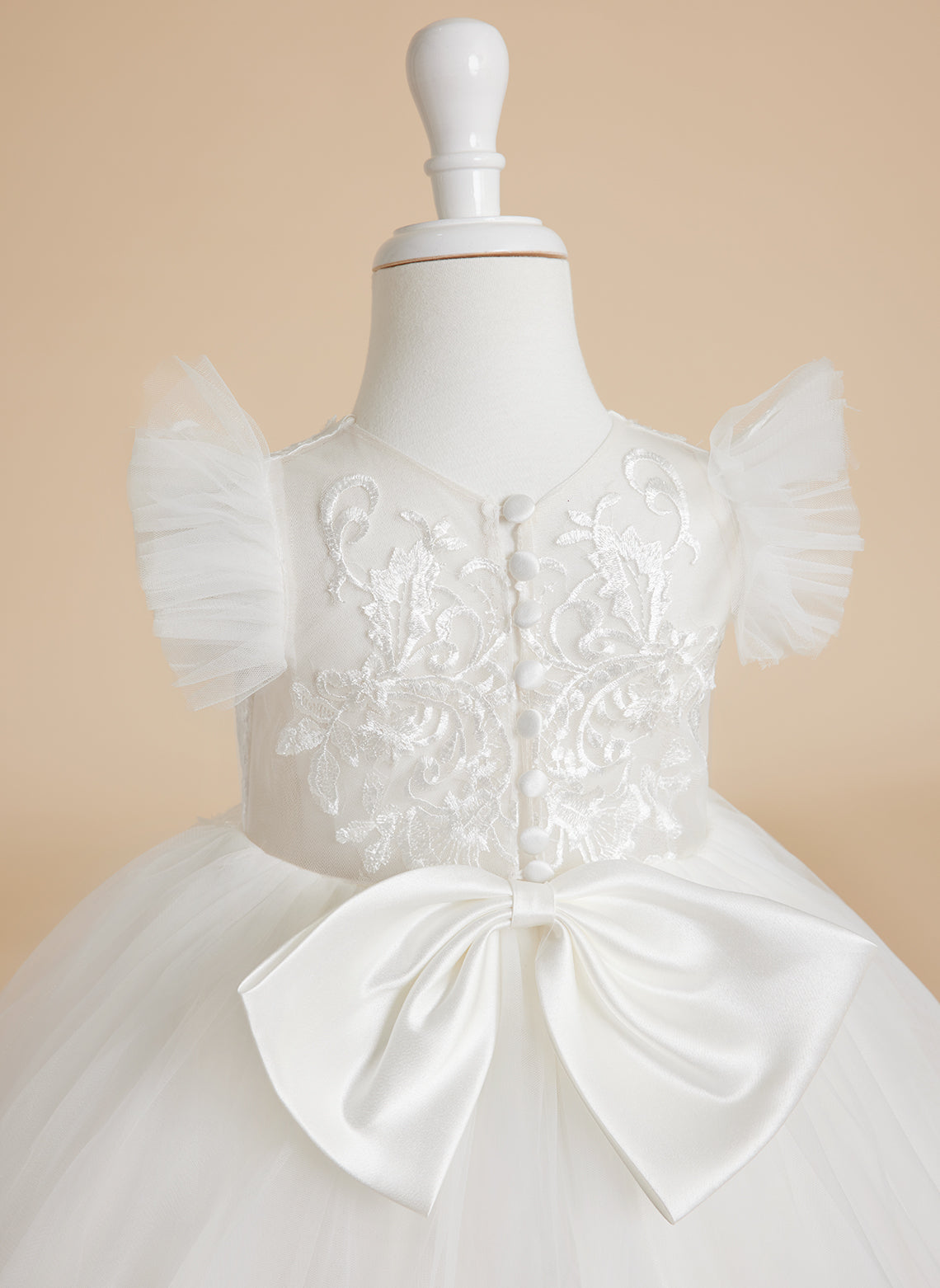 Vestido de princesa color marfil con apliques de encaje y cola de tul para niñas 