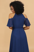 Robe de demoiselle d'honneur bleu marine en mousseline de soie à épaules dénudées et fente