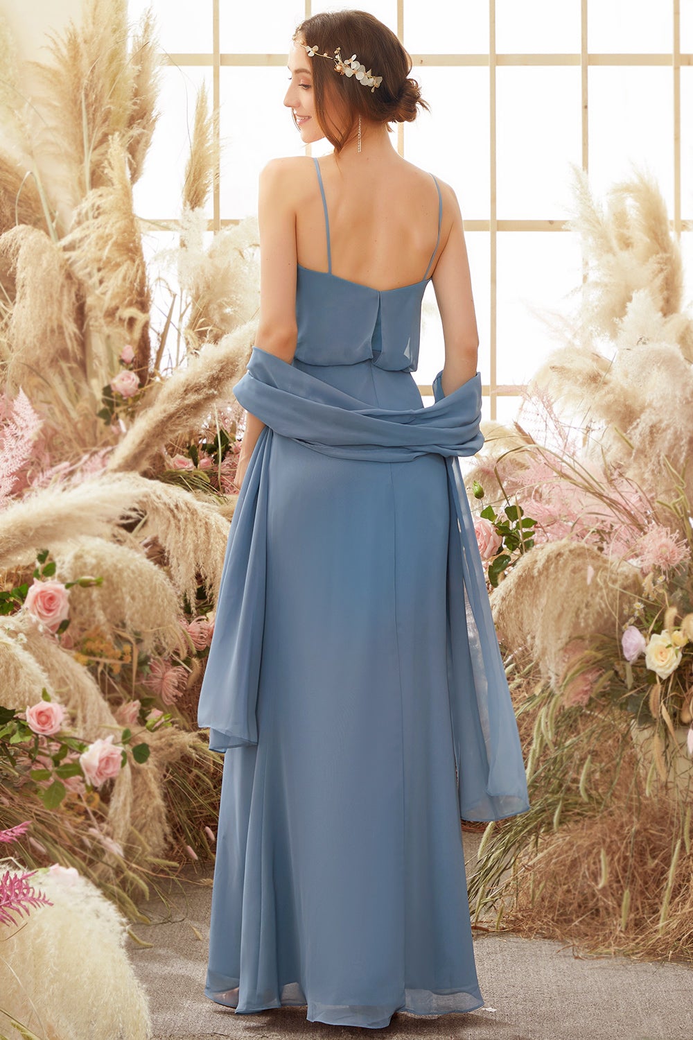 Vestido largo de gasa azul bebé para dama de honor