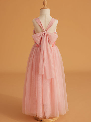 Vestido de bebé niña con lazo de tul y aplique floral en 3D de la colección Jardín Encantado 